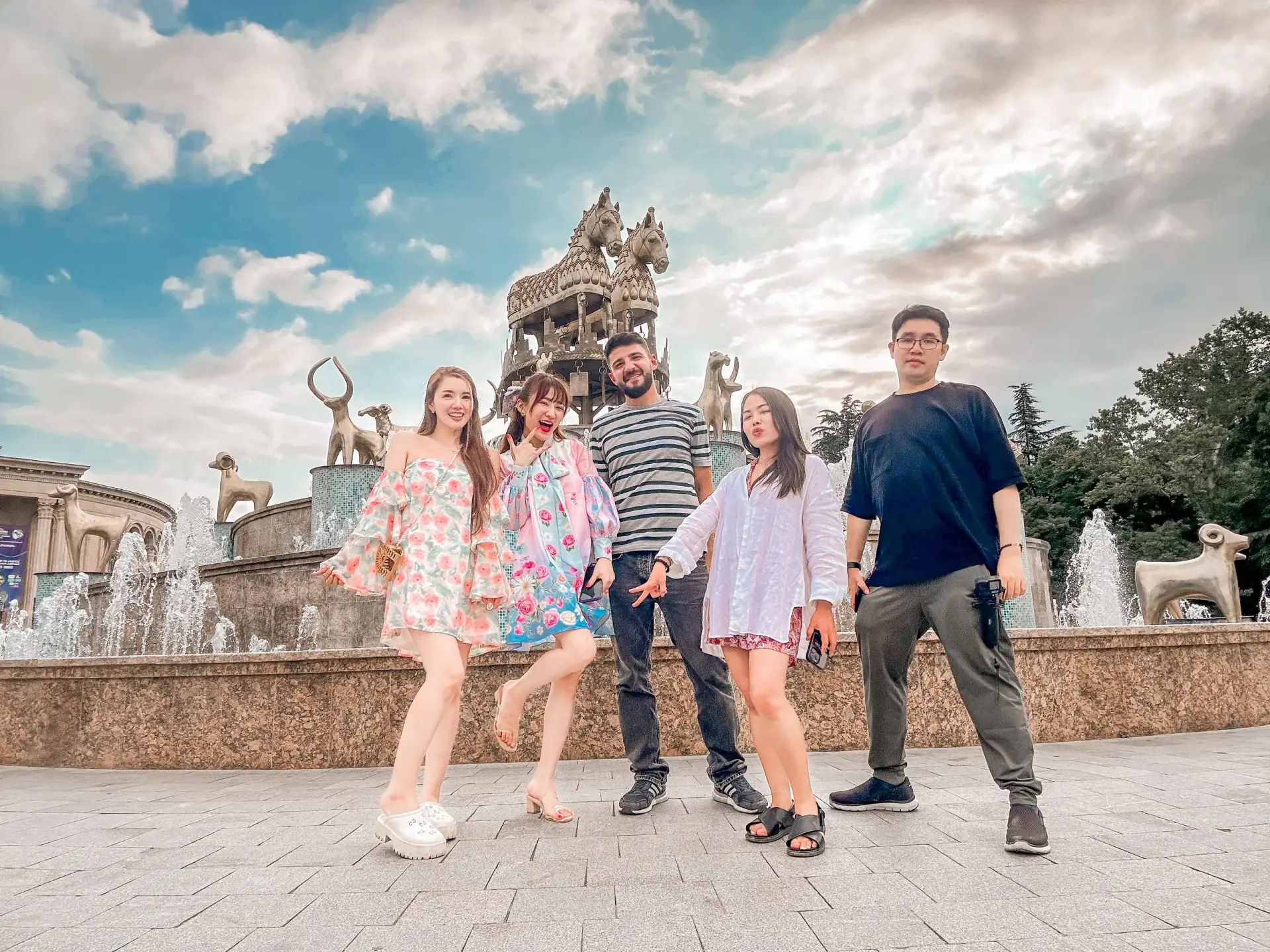 Touring Uplistsikhe with local guide